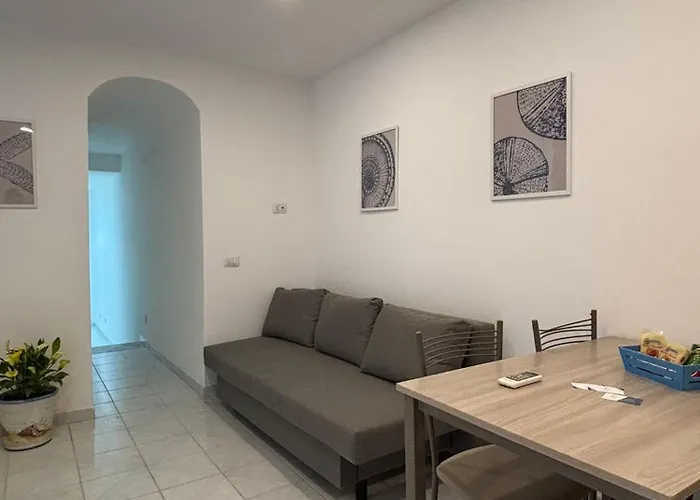 Fefalu House Apartamento *