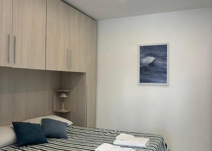 Fefalu House Apartamento *